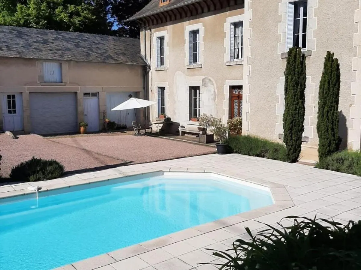 Holiday home Gite 6 Pers Avec Piscine, Terrasse Et Parc, Ideal Randos Et Detente - Fr-1-489-436 Arfeuilles