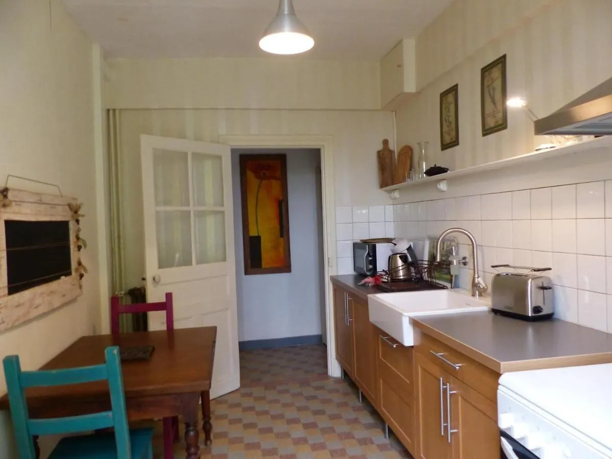 Gite 6 Pers Avec Piscine, Terrasse Et Parc, Ideal Randos Et Detente - Fr-1-489-436 Arfeuilles Holiday home