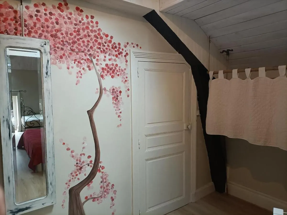 Gite 6 Pers Avec Piscine, Terrasse Et Parc, Ideal Randos Et Detente - Fr-1-489-436 Arfeuilles