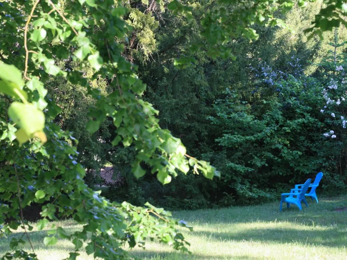 Gite 6 Pers Avec Piscine, Terrasse Et Parc, Ideal Randos Et Detente - Fr-1-489-436 Arfeuilles 0*,  France