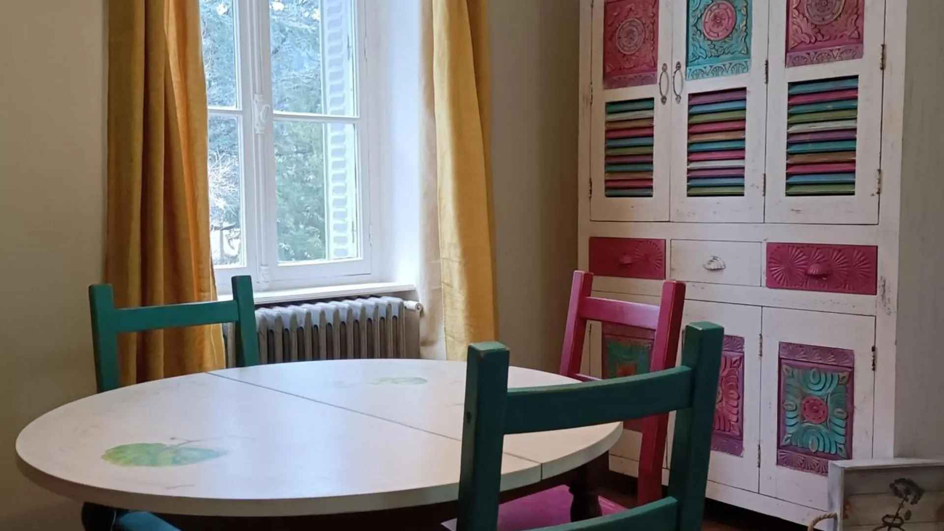 Gite 6 Pers Avec Piscine, Terrasse Et Parc, Ideal Randos Et Detente - Fr-1-489-436 Arfeuilles 0*,  France